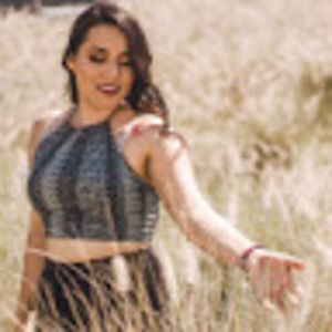 Meet your Posher, Estefania